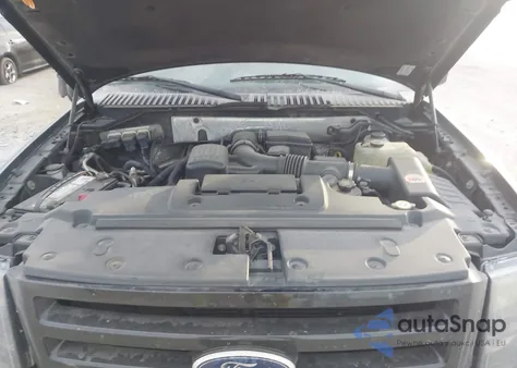 2010 Ford Expedition Limited z USA, uszkodzony, nr VIN 1FMJU2A54AEA75962